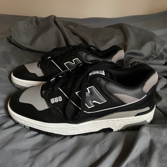 BRAND NEW new balance 550 - Picture 2 of 5